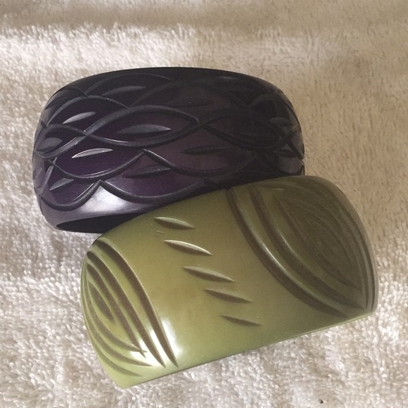 Chico's Jewelry - Chico’s bracelet set in green and blue.  NWT